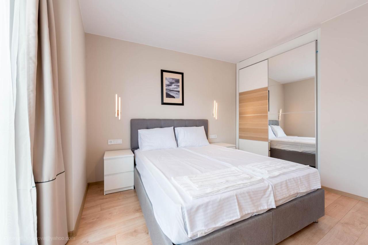 Sea Stories Apartments Varna Extérieur photo
